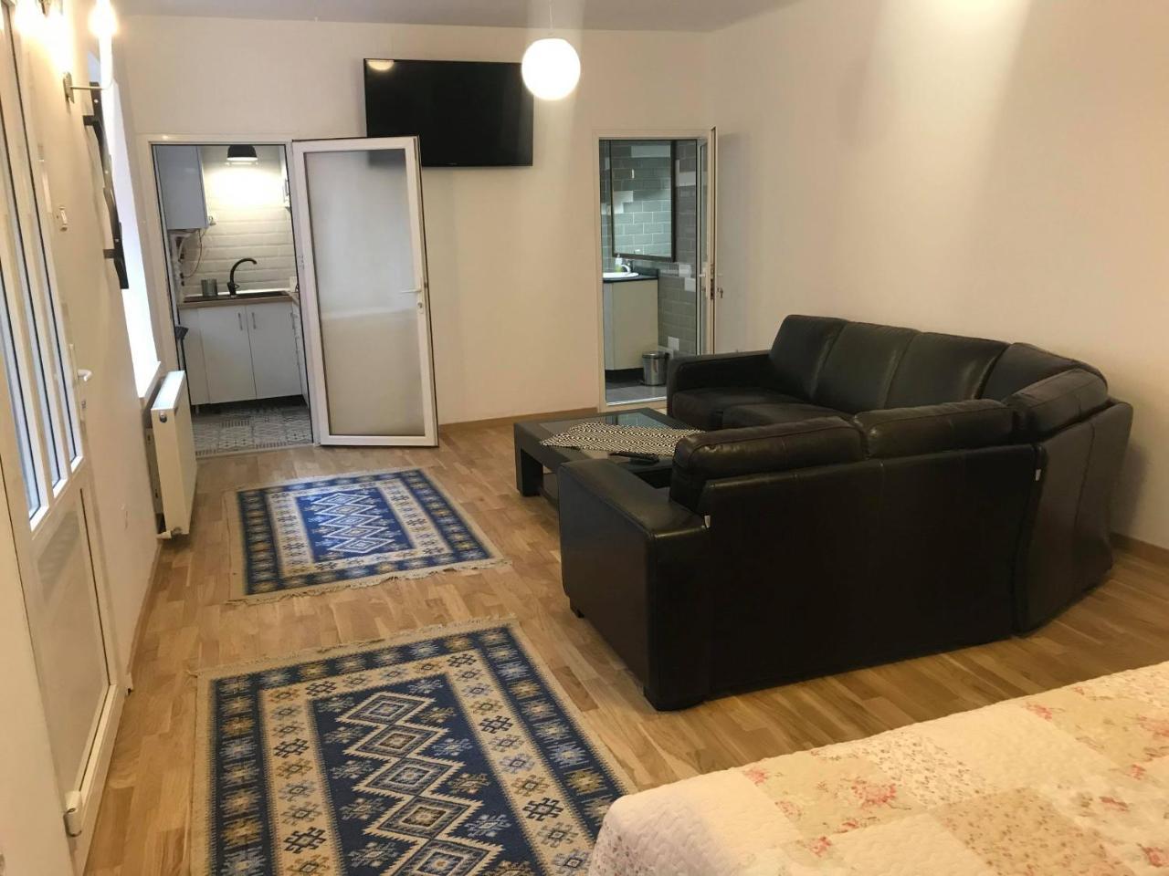 Hotel Da Vinci à Braşov Extérieur photo
